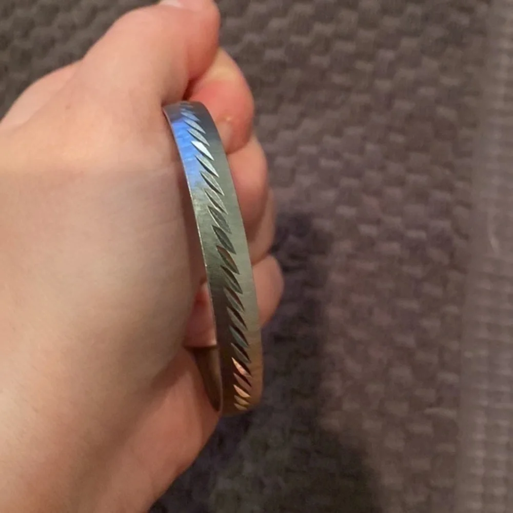 Silver Bangle - Picture 3 of 3